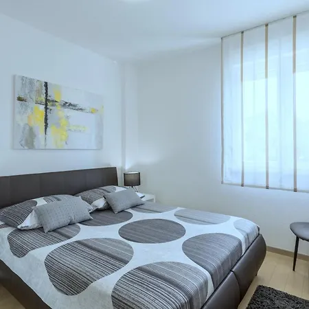 Apartament Iris