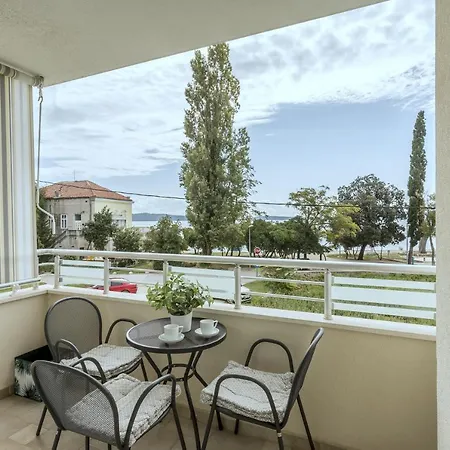 Iris Apartament