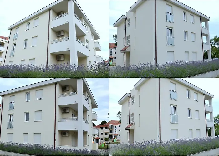 Iris * Kaštela