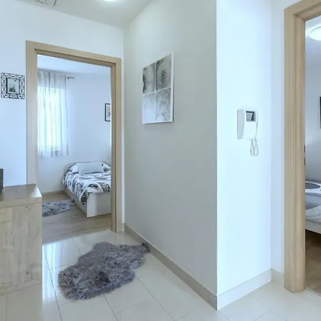 Apartment Iris *